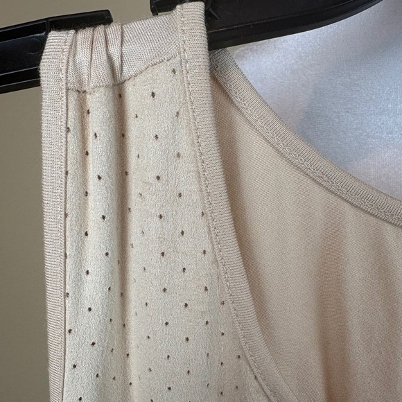 Cha Cha Vente Beige Soft Comfy Tank Top w/ Front Ventilation; Size XL - Picture 4 of 10